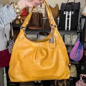 Coach Maggie Large Leather Hobo 2008 – Saffron (Style 13897) Orig Tag & Dustbag
